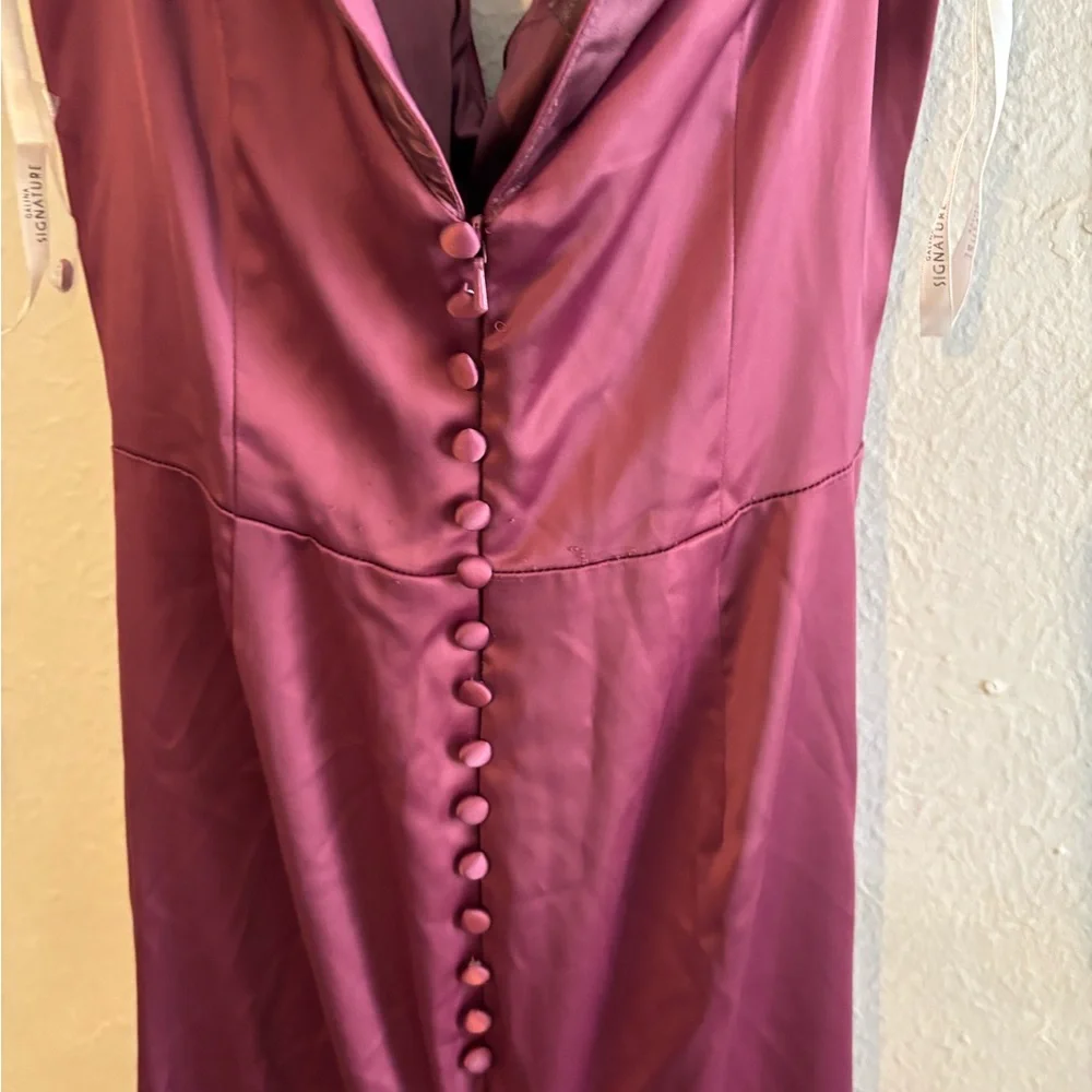 Elegant‎ Strapless Burgundy Evening Gown